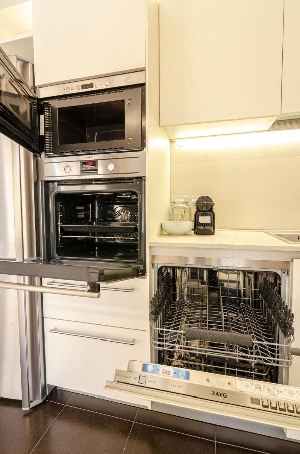 Rizzoli Terrace Apartment โบโลญญา ภายนอก รูปภาพ