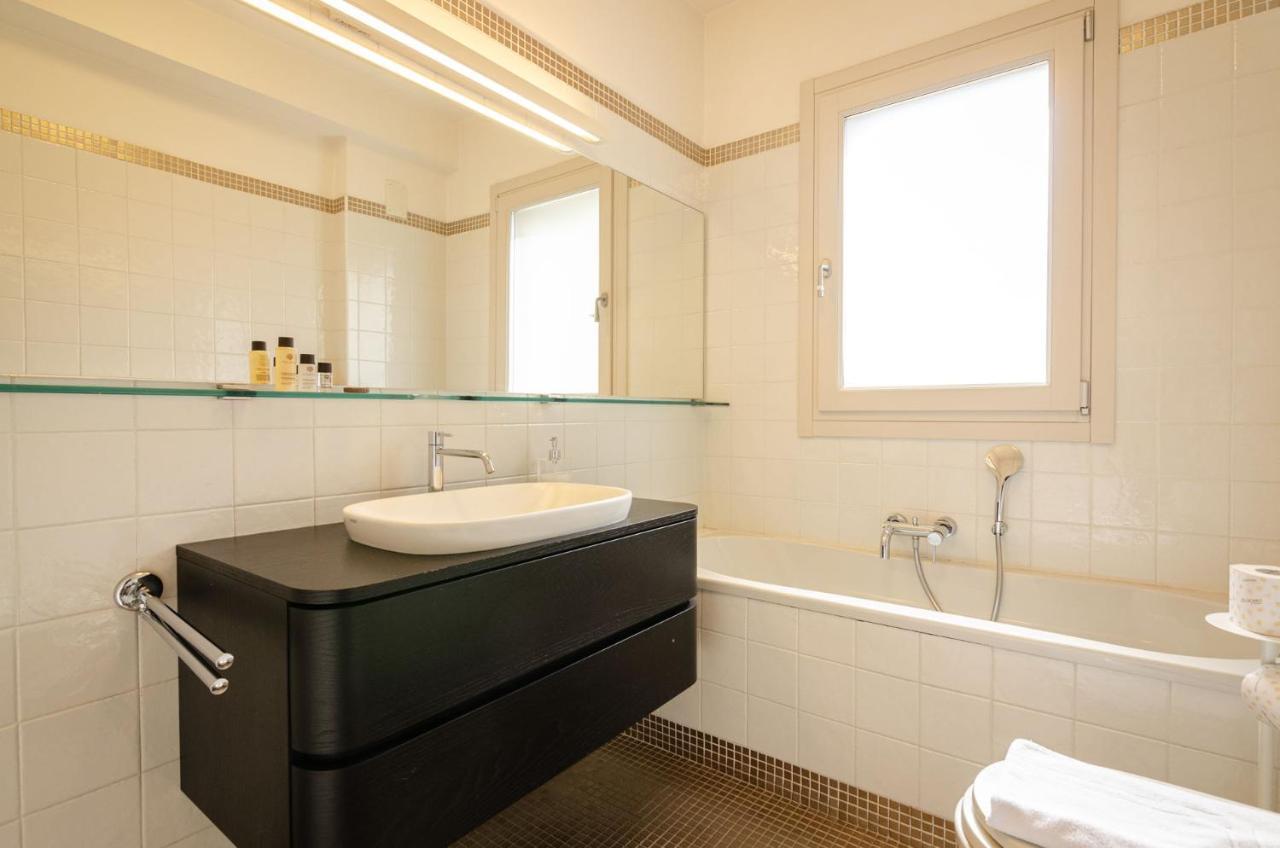 Rizzoli Terrace Apartment โบโลญญา ภายนอก รูปภาพ
