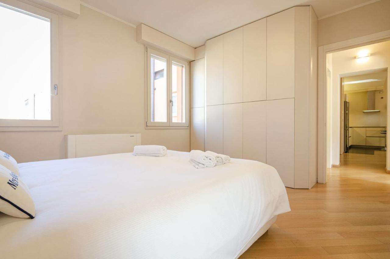 Rizzoli Terrace Apartment โบโลญญา ภายนอก รูปภาพ