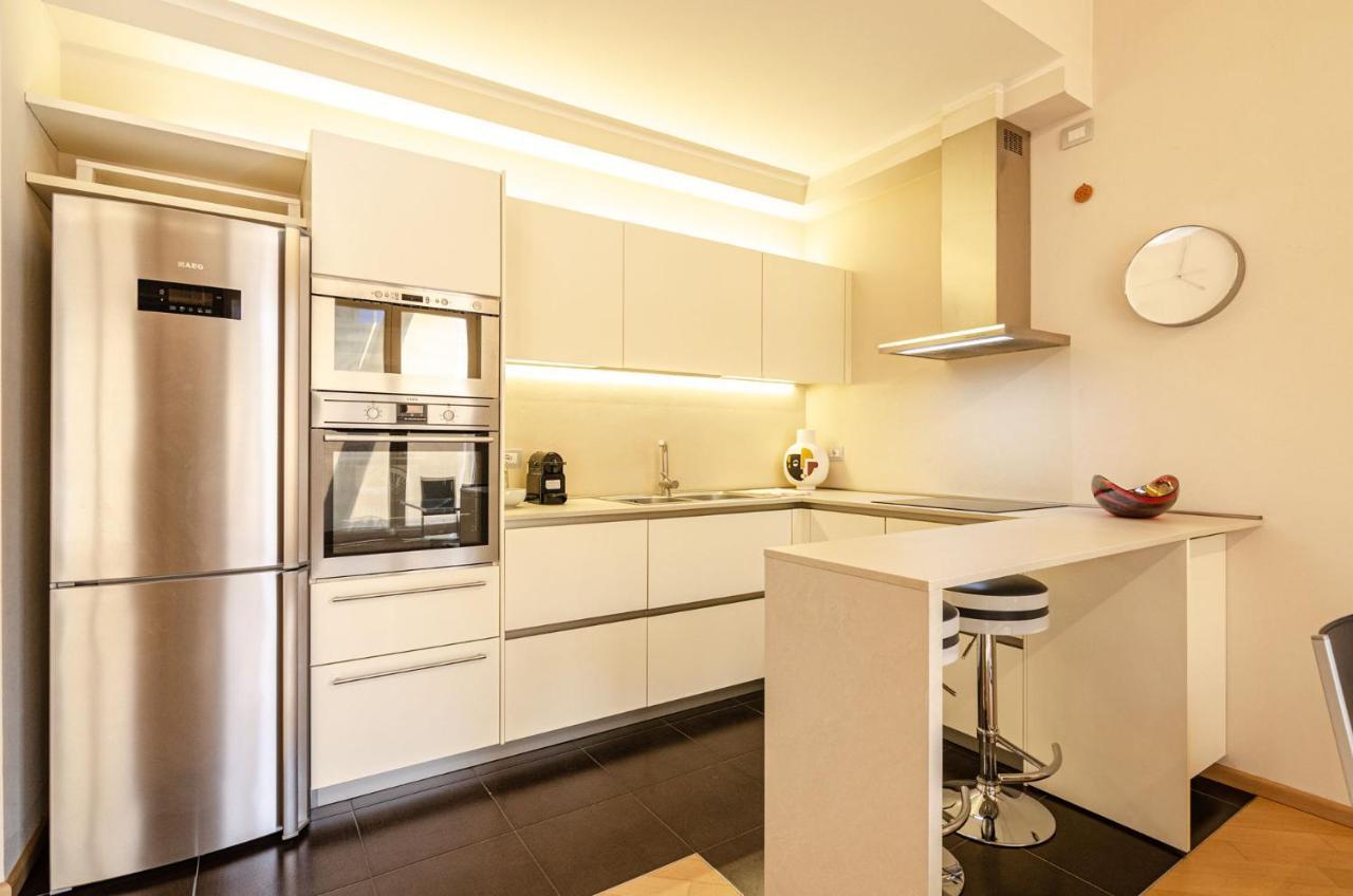 Rizzoli Terrace Apartment โบโลญญา ภายนอก รูปภาพ